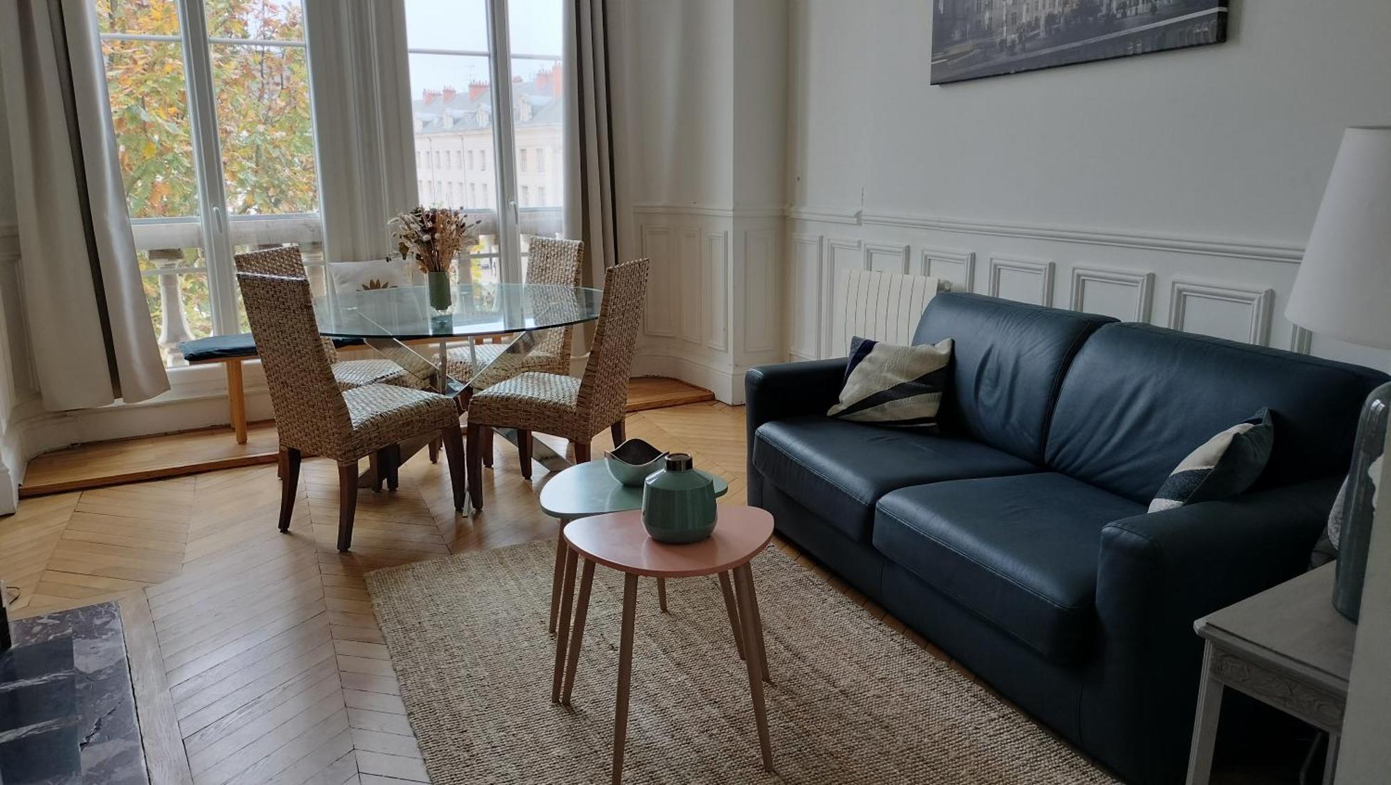 Appartement Avec Belle Vue Sur La Place Du Martroi ออร์เลออง ภายนอก รูปภาพ